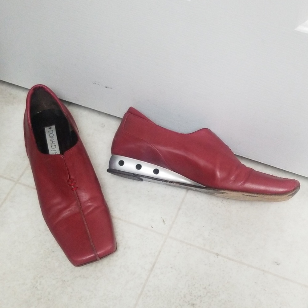 FUNKY Donald J Pliner loafers leather square toes